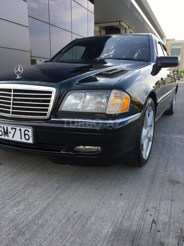 Mercedes C 230 1999, 174,000 km - 2.3 l - Bakı