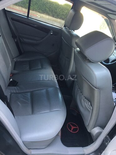 Mercedes C 230 1999, 174,000 km - 2.3 l - Bakı