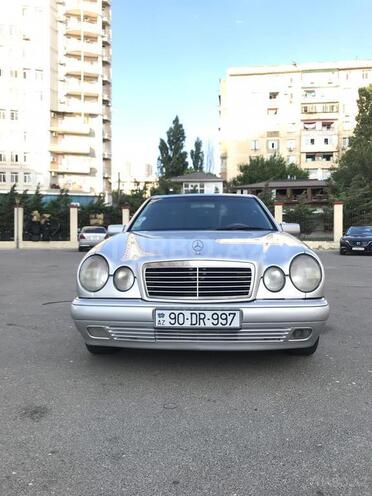 Mercedes E 240 1998, 400,000 km - 2.4 l - Bakı