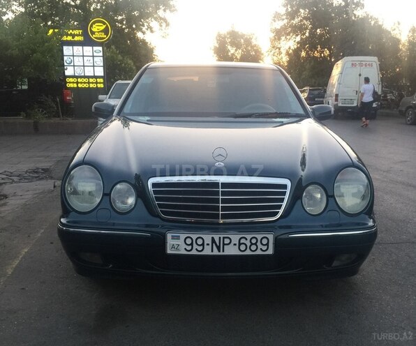 Mercedes E 240 2000, 245,600 km - 2.6 l - Bakı