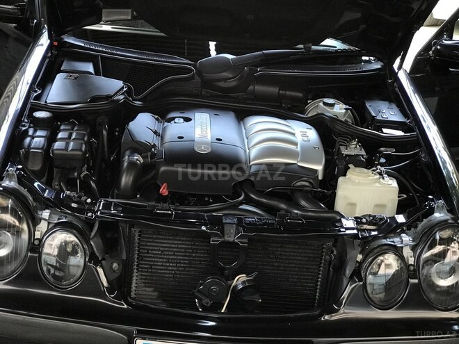 Mercedes E 220 2000, 189,933 km - 2.2 l - Bakı