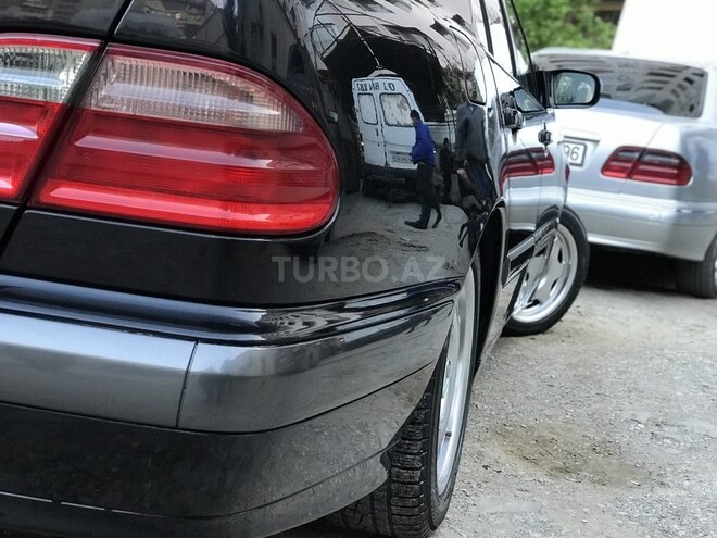 Mercedes E 220 2000, 189,933 km - 2.2 l - Bakı