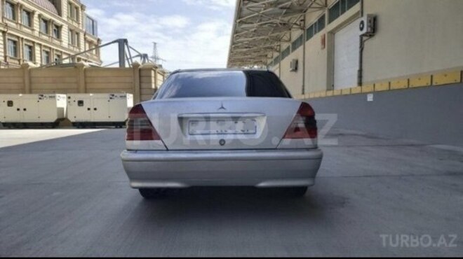 Mercedes C 200 1995, 156,000 km - 2.0 л - Bakı