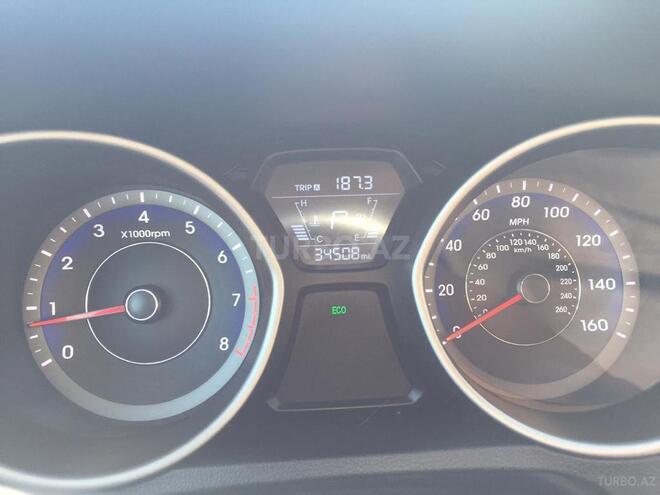 Hyundai Elantra 2014, 33,500 km - 1.8 l - Bakı