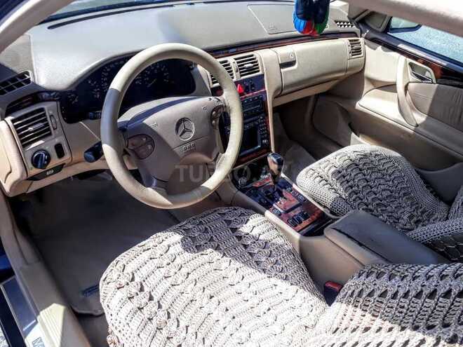 Mercedes E 240 2001, 250,000 km - 2.6 l - Bakı