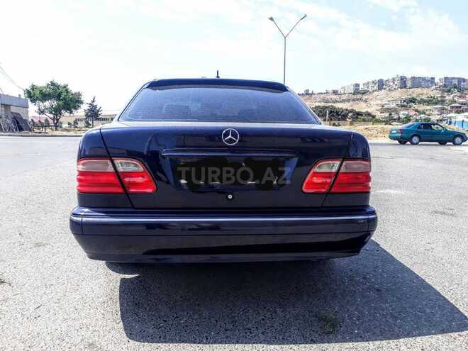 Mercedes E 240 2001, 250,000 km - 2.6 l - Bakı