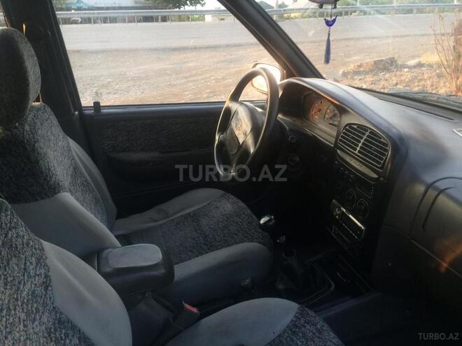 Kia Sportage 2000, 195,899 km - 2.0 л - Gəncə