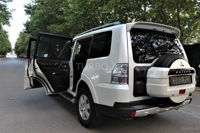 Mitsubishi Pajero 2008, 259,000 km - 3.0 l - Bakı