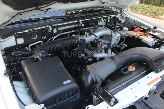 Mitsubishi Pajero 2008, 259,000 km - 3.0 l - Bakı
