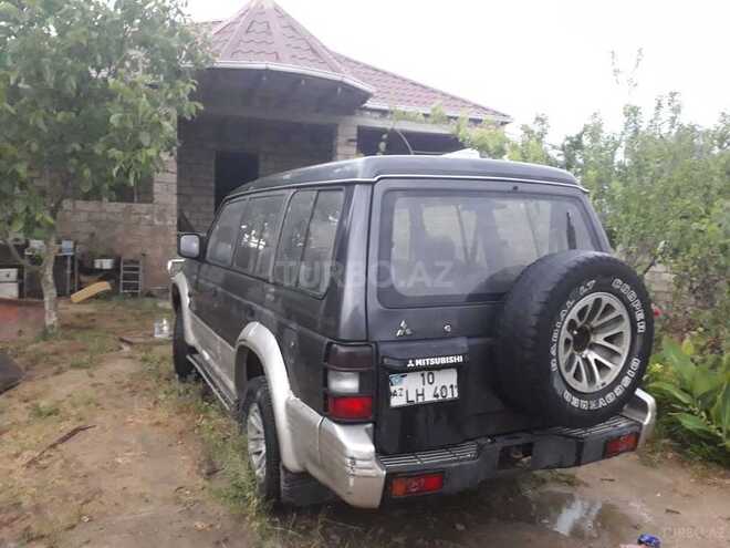 Mitsubishi Pajero 1992, 300,000 km - 2.5 л - Bakı