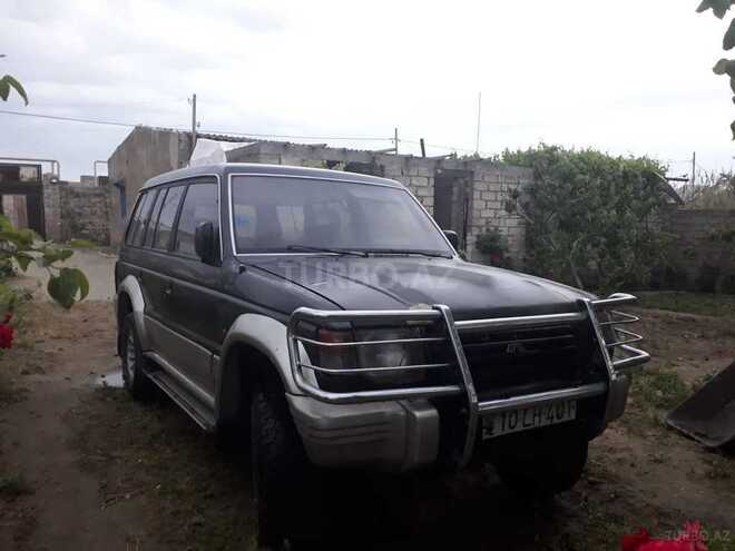 Mitsubishi Pajero 1992, 300,000 km - 2.5 л - Bakı