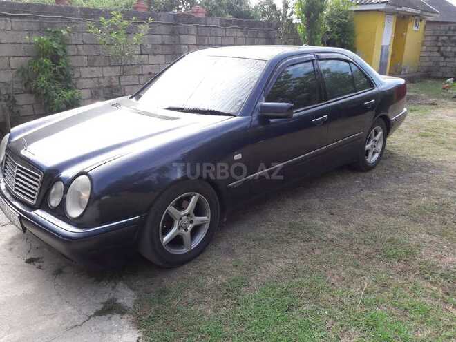 Mercedes E 240 1999, 273,000 km - 2.4 l - Lənkəran