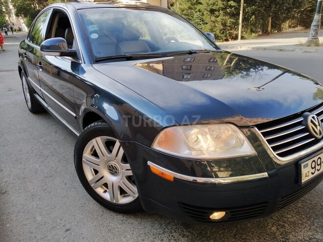 Volkswagen Passat 2004, 233,500 km - 1.8 l - Bakı