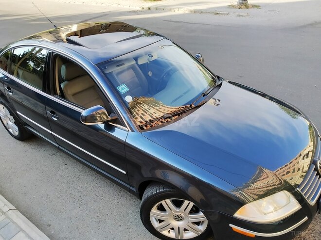 Volkswagen Passat 2004, 233,500 km - 1.8 l - Bakı