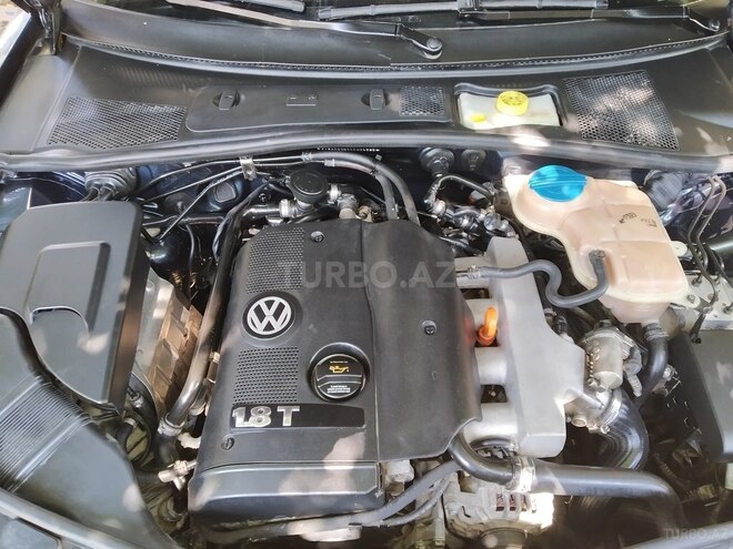 Volkswagen Passat 2004, 233,500 km - 1.8 l - Bakı