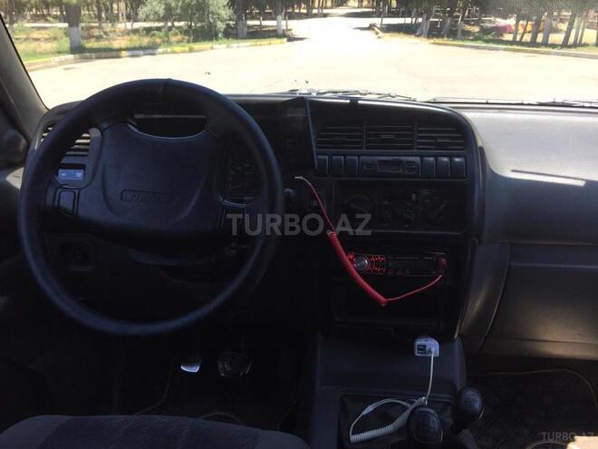 Isuzu  1995, 413,000 km - 3.1 л - Sumqayıt