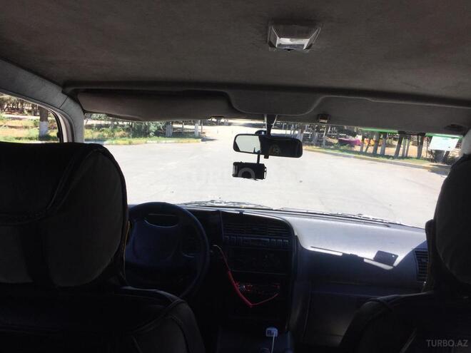 Isuzu  1995, 413,000 km - 3.1 л - Sumqayıt
