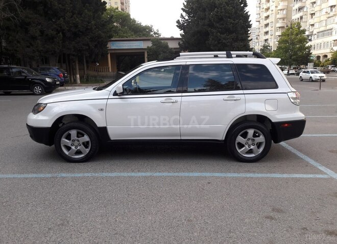 Mitsubishi Outlander 2002, 204,000 km - 2.4 l - Bakı