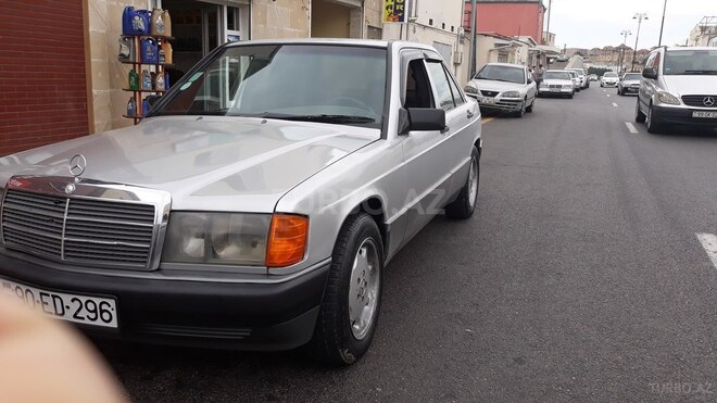 Mercedes 190 1991, 275,555 km - 1.8 l - Bakı