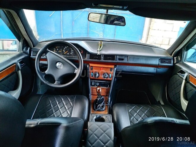 Mercedes E 230 1992, 337,313 km - 2.3 l - Şirvan