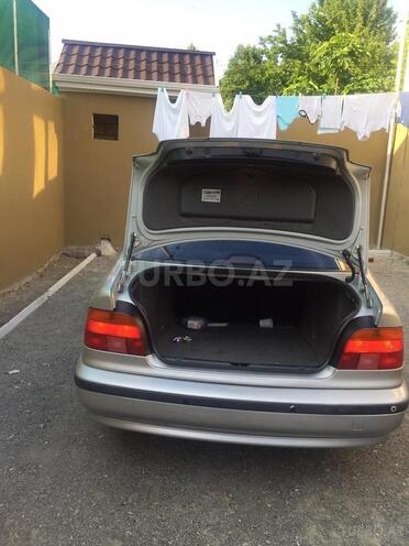 BMW 528 1999, 270,000 km - 2.8 l - Bərdə