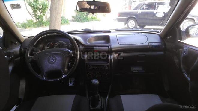 Opel Astra 1995, 438,000 km - 1.8 l - Bakı