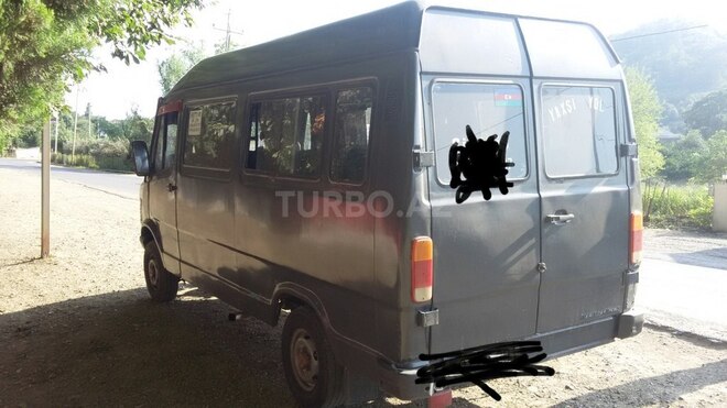 Mercedes 208 D 1991, 64,343 km - 2.5 l - Astara