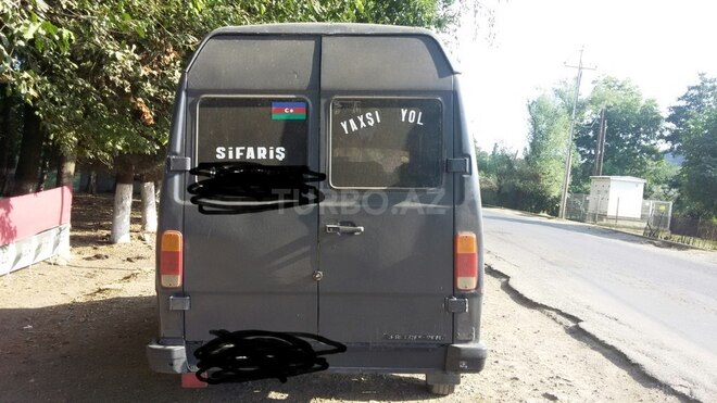 Mercedes 208 D 1991, 64,343 km - 2.5 l - Astara