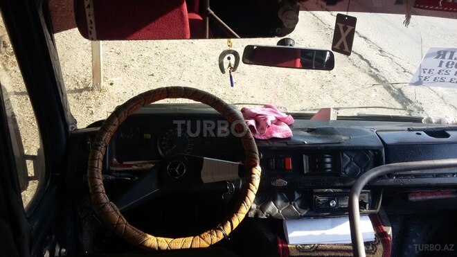 Mercedes 208 D 1991, 64,343 km - 2.5 l - Astara