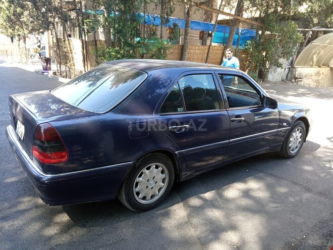 Mercedes C 240 1998, 253,000 km - 2.4 l - Bakı