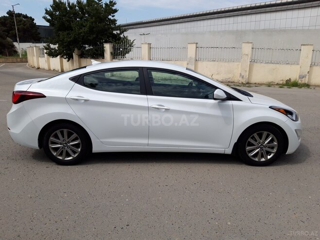 Hyundai Elantra 2015, 75,000 km - 1.8 l - Bakı