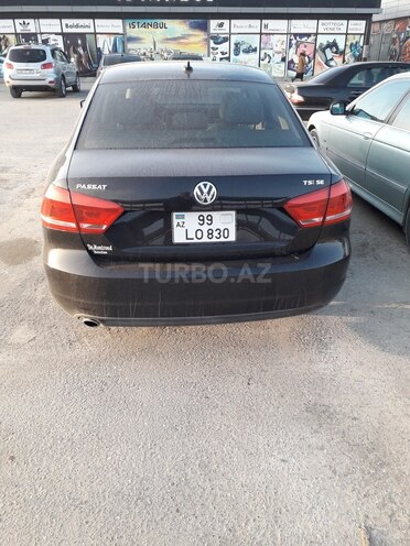 Volkswagen Passat 2014, 90,000 km - 1.8 л - Bakı