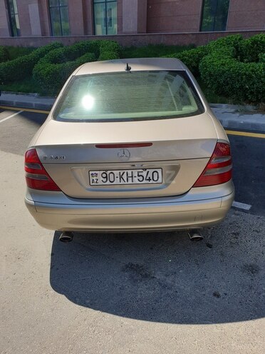 Mercedes E 240 2003, 339,000 km - 2.6 l - Bakı