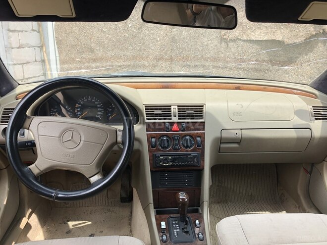 Mercedes C 180 1994, 311,000 km - 1.8 л - Qazax