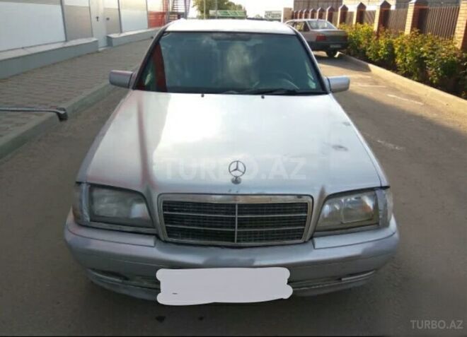 Mercedes C 220 1999, 220,000 km - 2.2 л - Bakı
