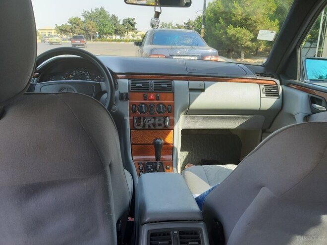 Mercedes E 200 1997, 288,790 km - 2.0 л - Şirvan