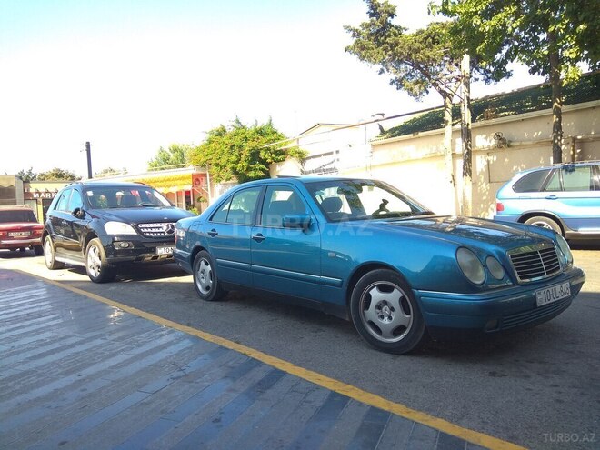 Mercedes E 200 1997, 201,935 km - 0.2 l - Bakı