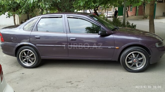 Opel Vectra 1996, 398,000 km - 1.8 l - Bakı