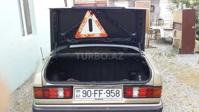 Mercedes 190 1992, 356,000 km - 2.3 л - Bakı