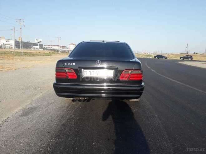 Mercedes E 240 1999, 420,000 km - 2.4 л - Bakı