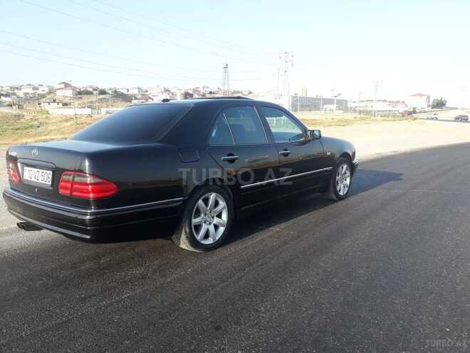 Mercedes E 240 1999, 420,000 km - 2.4 л - Bakı