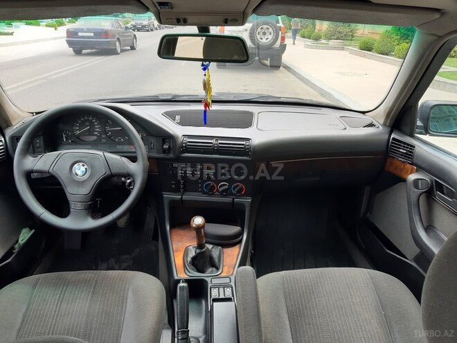BMW 520 1995, 235,000 km - 2.0 l - Bakı