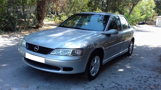 Opel Vectra 1999, 198,878 km - 1.6 л - Bakı