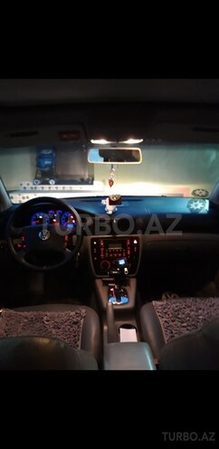 Volkswagen Passat 2003, 2,170,000 km - 1.8 л - Bakı