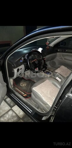 Volkswagen Passat 2003, 2,170,000 km - 1.8 л - Bakı