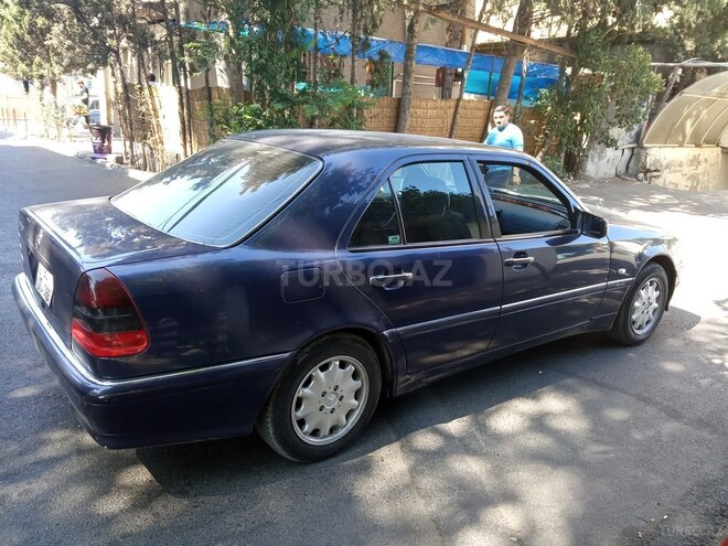 Mercedes C 240 1998, 254,000 km - 2.4 l - Bakı