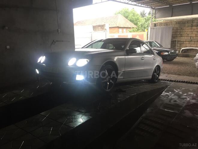 Mercedes E 320 2002, 342,000 km - 3.2 л - Bakı