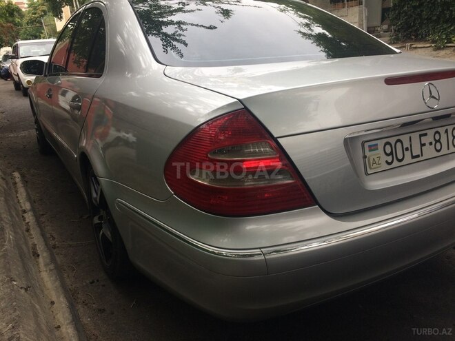 Mercedes E 320 2002, 342,000 km - 3.2 л - Bakı