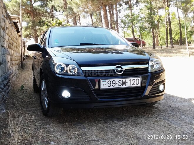 Opel Astra 2005, 15,000 km - 1.4 l - Qusar