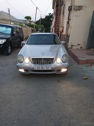 Mercedes E 240 2000, 212,000 km - 2.4 l - Bakı